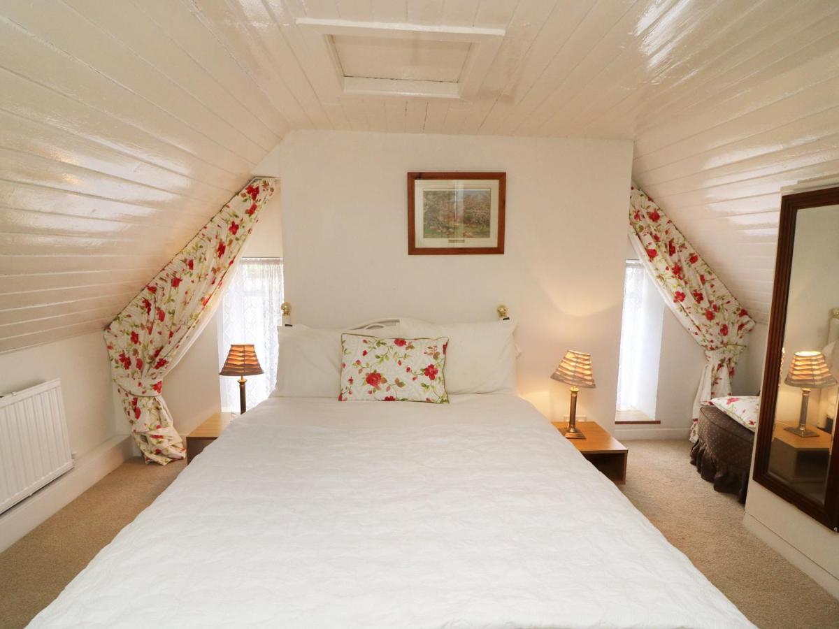 Julie'S Cottage Castleisland Bagian luar foto