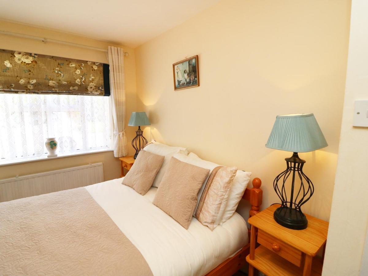 Julie'S Cottage Castleisland Bagian luar foto